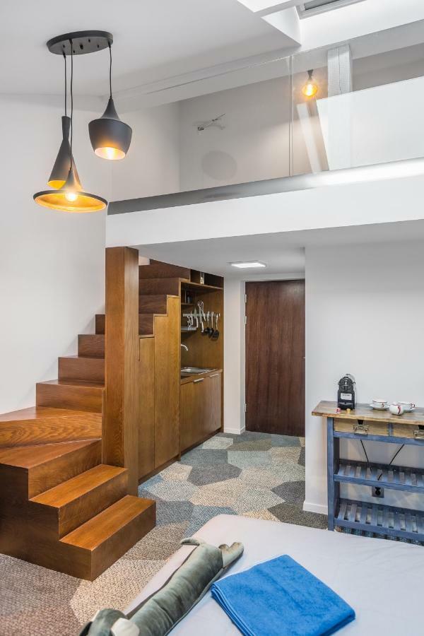 Apartment Caput Mundi *